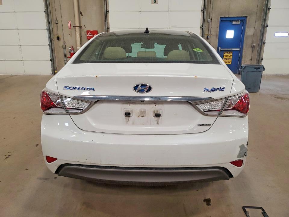 2013 Hyundai Sonata VIN KMHEC4A40DA050978 COPART salvage auction — FRONT END, Mn - Cert Of Title-Prior Salvage, sold $2,000 on 2026-07-02 (photo 6)