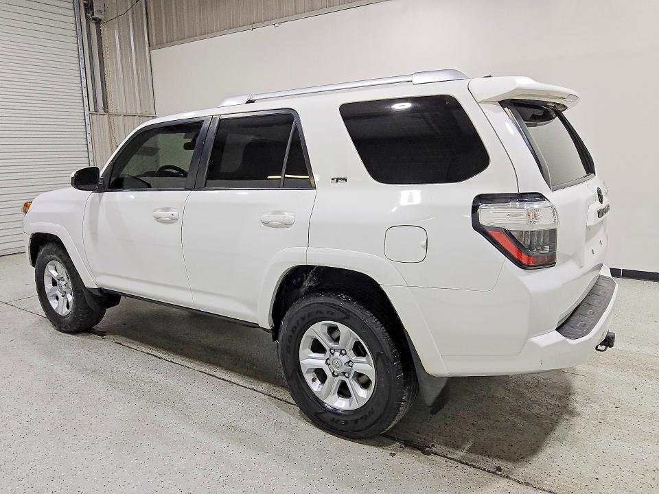 2018 Toyota 4runner VIN JTEZU5JR5J5172000 COPART salvage auction — NORMAL WEAR, FL - CERT OF TITLE-REBUILT, sold $9,200 on 2026-07-16 (photo 2)