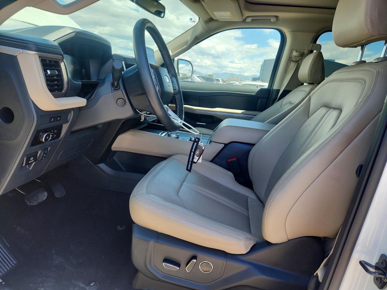 2024 Ford Expedition VIN 1FMJK2A84REB15727 COPART salvage auction — Minor Dent/Scratches, UT - SALVAGE CERTIFICATE, sold $36,500 on 2026-06-26 (photo 7)