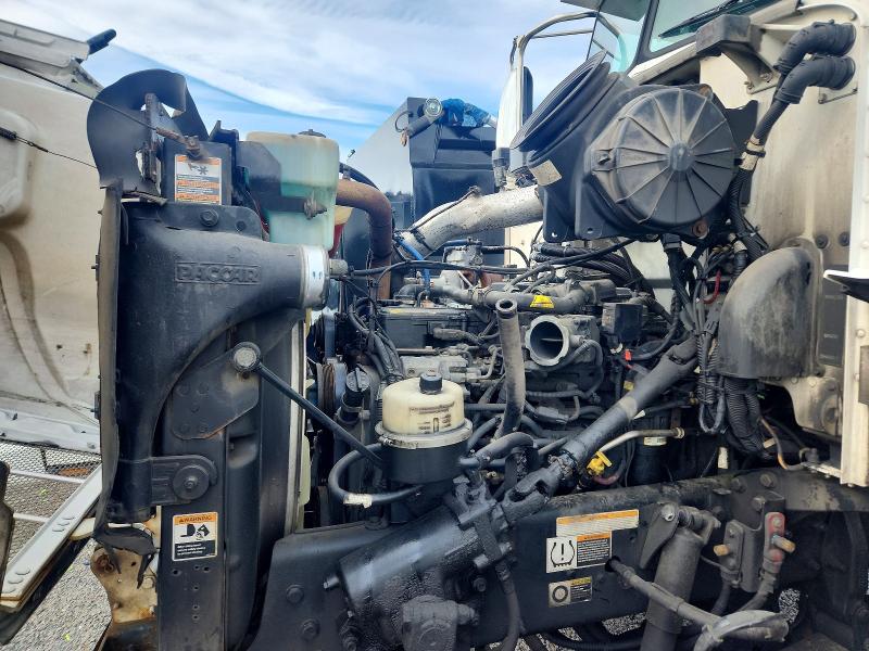 2020 Peterbilt 348 VIN 1XP3AJ8X8LD685412 COPART salvage auction — MECHANICAL, IN - CERTIFICATE OF TITLE, sold $5,100 on 2026-07-08 (photo 7)