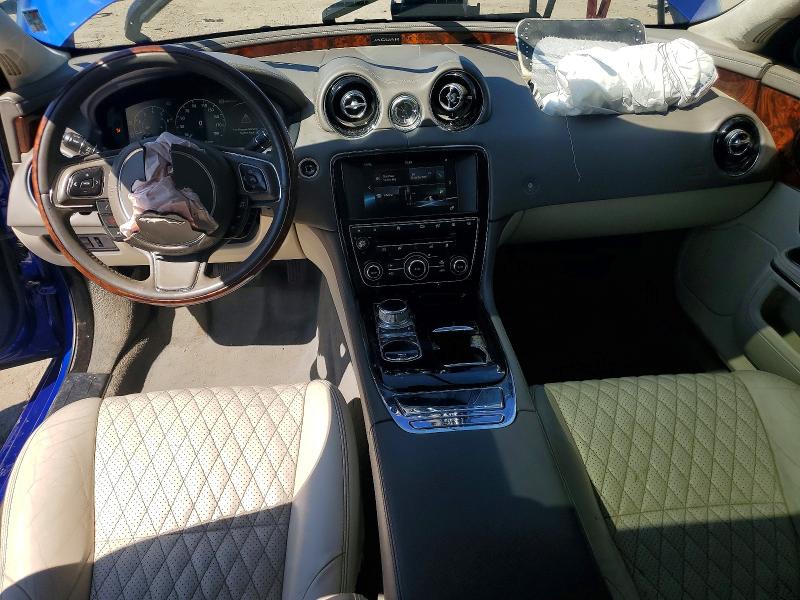 2017 Jaguar Xj series VIN SAJWJ2GD1H8W06076 COPART salvage auction — FRONT END, WV - SALVAGE CERTIFICATE, sold $1,500 on 2026-07-02 (photo 8)