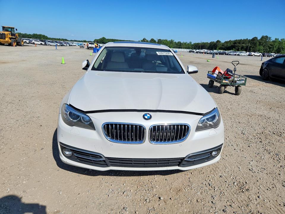 2015 BMW 5er VIN WBA5A5C51FD515000 COPART salvage auction — MINOR DENT/SCRATCHES, Nc - Salvage Certificate Of Title, sold $3,000 on 2026-07-27 (photo 5)