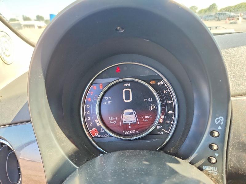 2019 Fiat 500 VIN 3C3CFFKH8KT686395 COPART salvage auction — MINOR DENT/SCRATCHES, Ca - Dis/Dlr/Exp Only Clean Title, sold $1,350 on 2026-07-31 (photo 9)