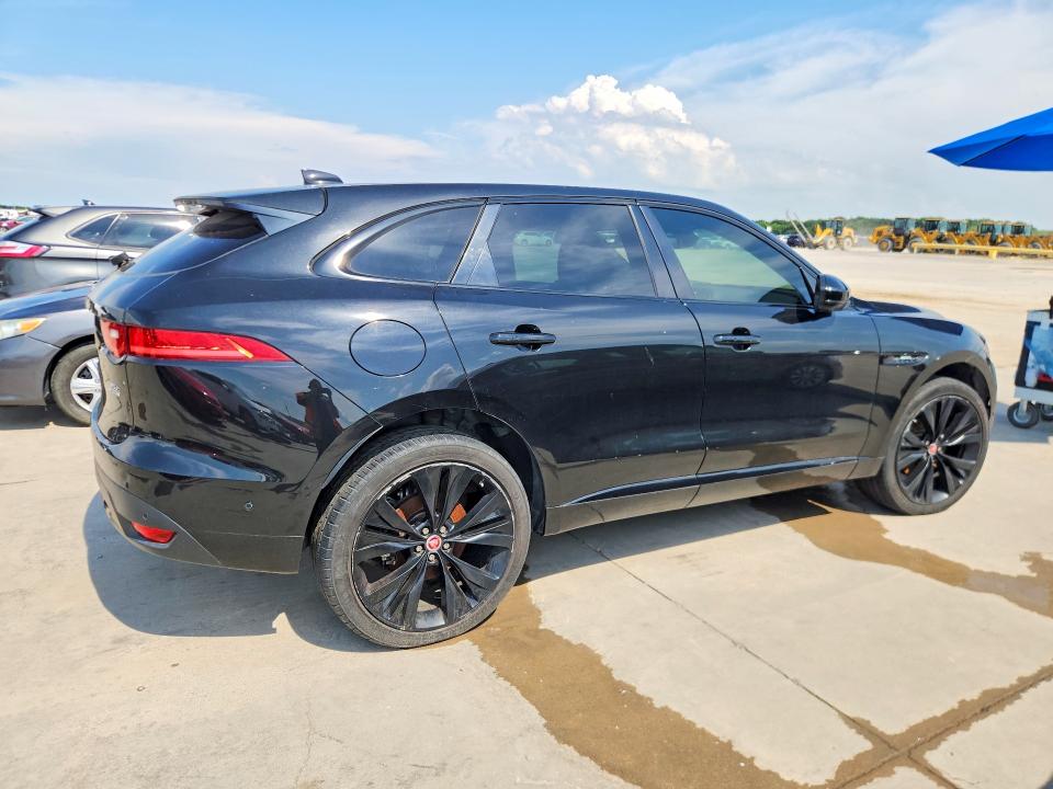 2017 Jaguar F-pace VIN SADCL2BV3HA058087 COPART salvage auction — NORMAL WEAR, Tx - Certificate Of Title, sold $4,750 on 2026-07-02 (photo 3)