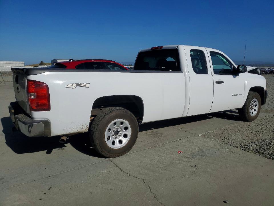 2011 Chevrolet VIN 1GCRKPE07BZ324922 COPART salvage auction — FRONT END, CA - SALVAGE CERTIFICATE, sold $1,750 on 2026-07-02 (photo 3)