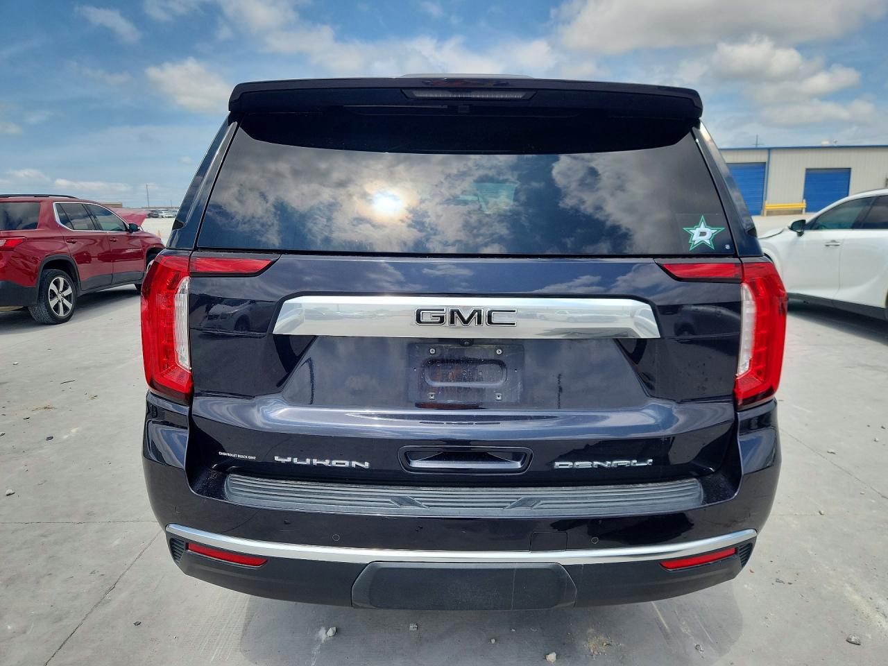 2023 GMC Yukon XL VIN 1GKS2JKT6PR335581 COPART salvage auction — Front End, TX - SALVAGE VEHICLE TITLE, sold $33,500 on 2026-07-02 (photo 6)