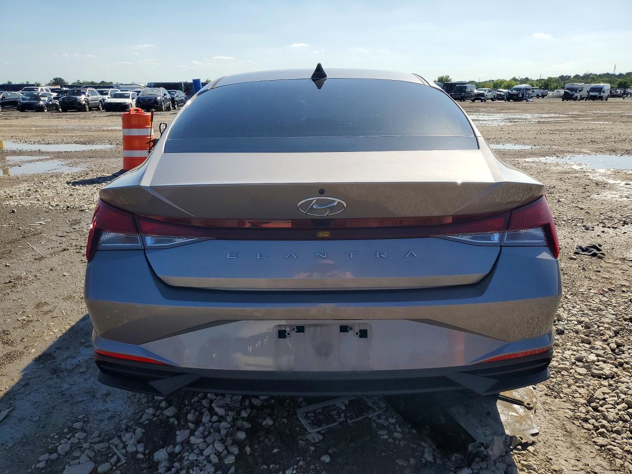 2023 Hyundai Elantra VIN KMHLM4AG4PU605979 COPART salvage auction — Side, TX - CERTIFICATE OF TITLE, sold $4,200 on 2026-07-09 (photo 6)