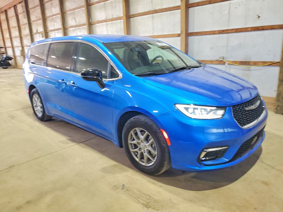 2026 Chrysler Pacifica VIN 2C4RC1BG6TR222485 COPART salvage auction — HAIL, Salvage Title, sold $20,600 on 2026-09-24 (photo 4)