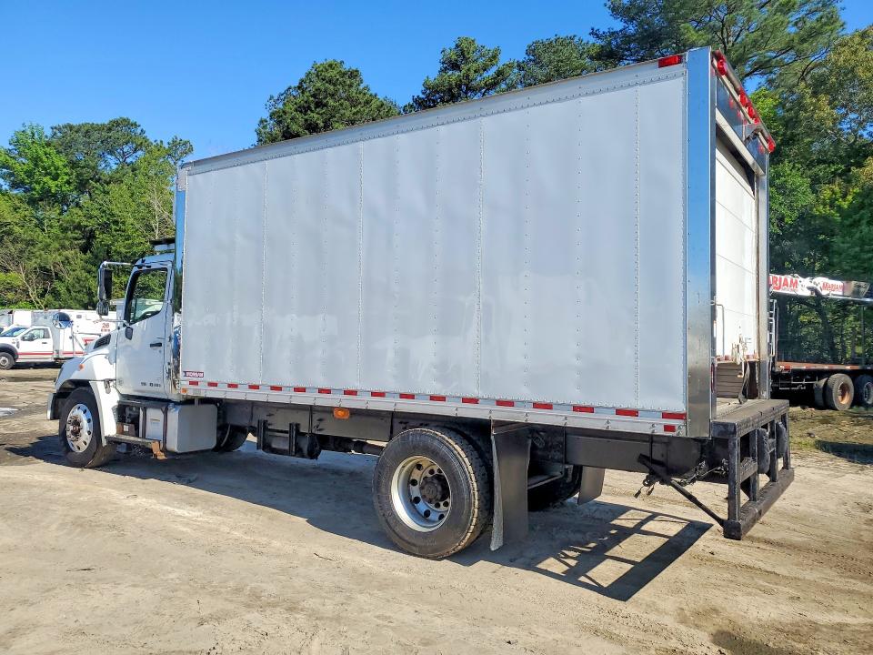 2017 Hino 258/268 VIN 5PVNJ8JM3H4S50730 COPART salvage auction — MINOR DENT/SCRATCHES, MA - CERTIFICATE OF TITLE (P), sold $13,500 on 2026-07-21 (photo 2)