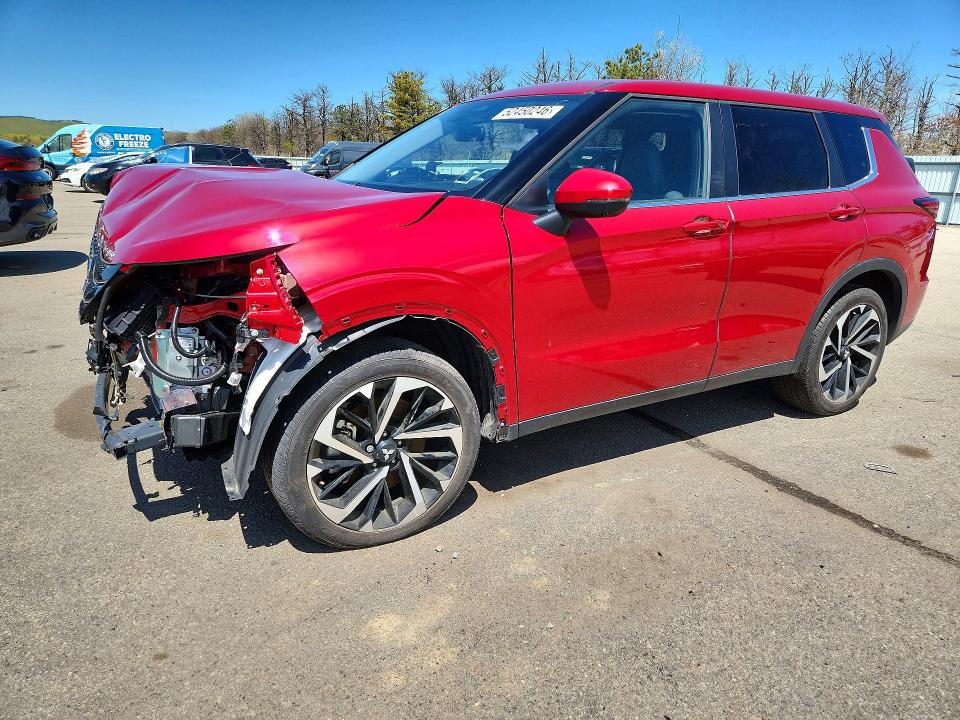 2024 Mitsubishi VIN JA4J4VA82RZ081256 COPART salvage auction — FRONT END, Ny - Certificate Of Title, sold $10,500 on 2026-07-27 (photo 1)