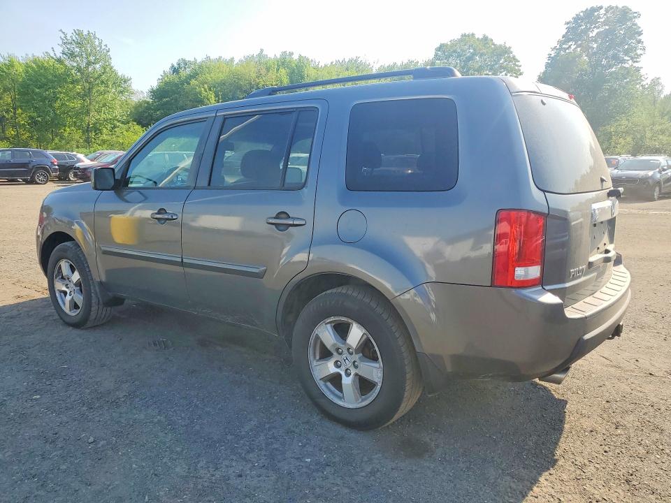 2011 Honda Pilot VIN 5FNYF4H68BB096689 COPART salvage auction — MECHANICAL, Ma - Certificate Of Title (P), sold $2,350 on 2026-07-21 (photo 2)