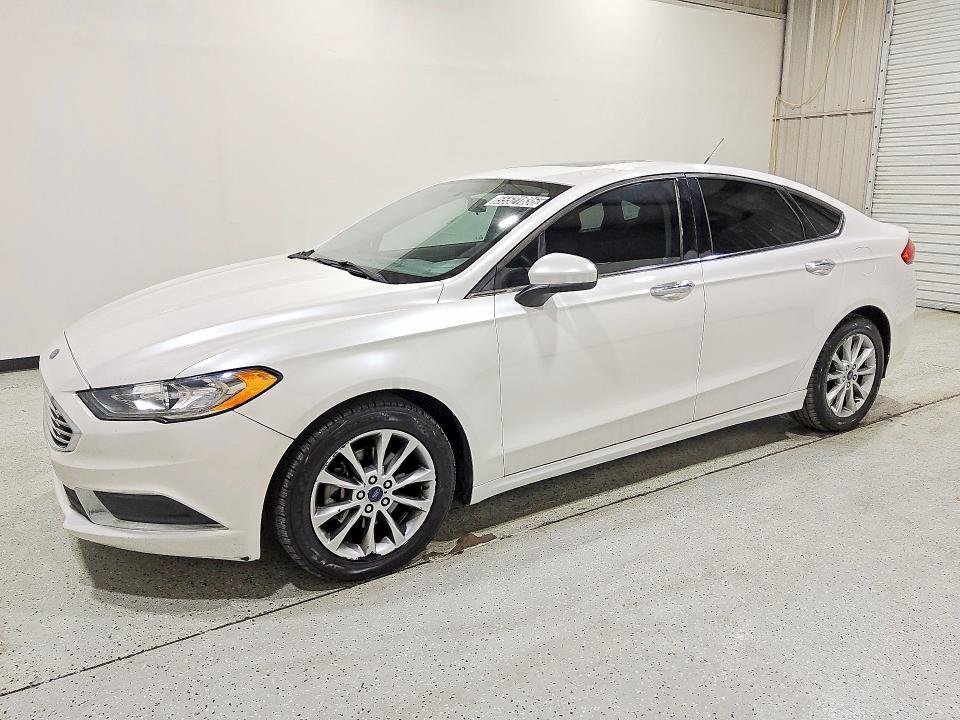 2017 Ford Fusion VIN 3FA6P0HD8HR364004 COPART salvage auction — MINOR DENT/SCRATCHES, Fl - Certificate Of Title, sold $2,400 on 2026-07-09 (photo 1)