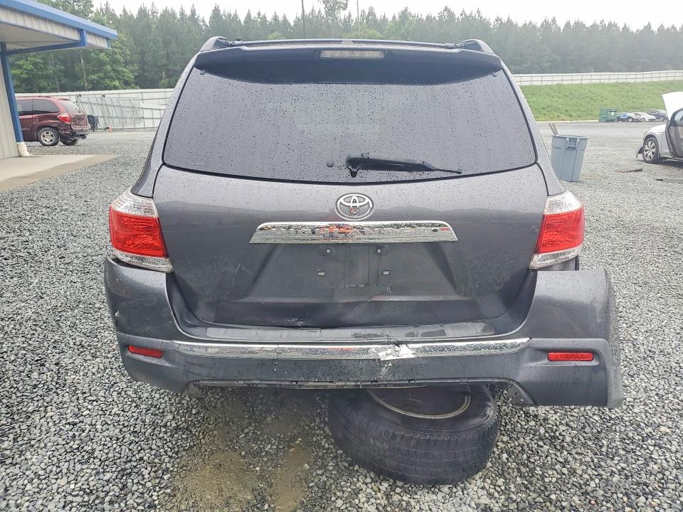 2011 Toyota Highlander VIN 5TDZA3EH7BS015034 COPART salvage auction — REAR END, Nc - Salvage Certificate Of Title, sold $5,900 on 2026-07-02 (photo 6)