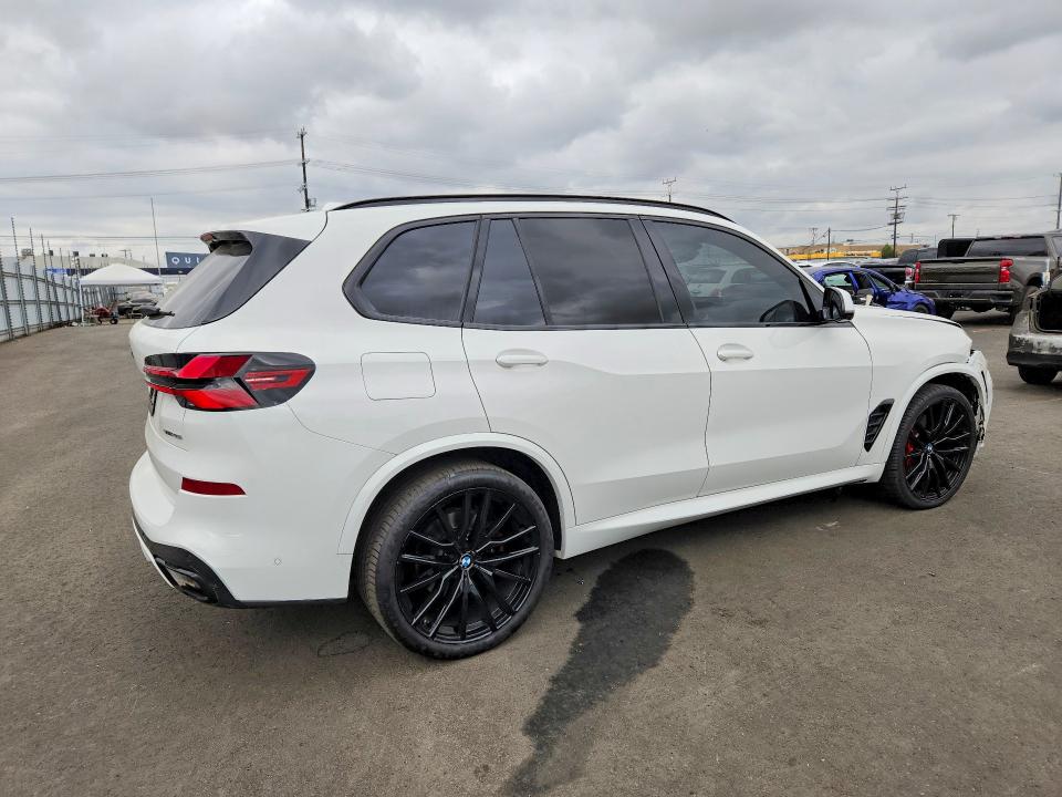 2024 BMW X5 VIN 5UX13EU0XR9U59241 COPART salvage auction — FRONT END, Ca - Dis/Dlr/Exp Only Clean Title, sold $46,500 on 2026-07-20 (photo 3)