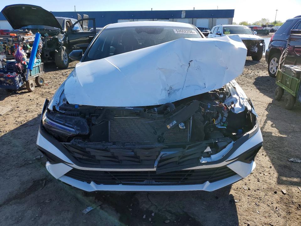 2025 Hyundai Elantra VIN KMHLM4DG2SU974005 COPART salvage auction — FRONT END, Mi - Cert Of Title-Salvage Vehicle, sold $5,000 on 2026-07-17 (photo 5)