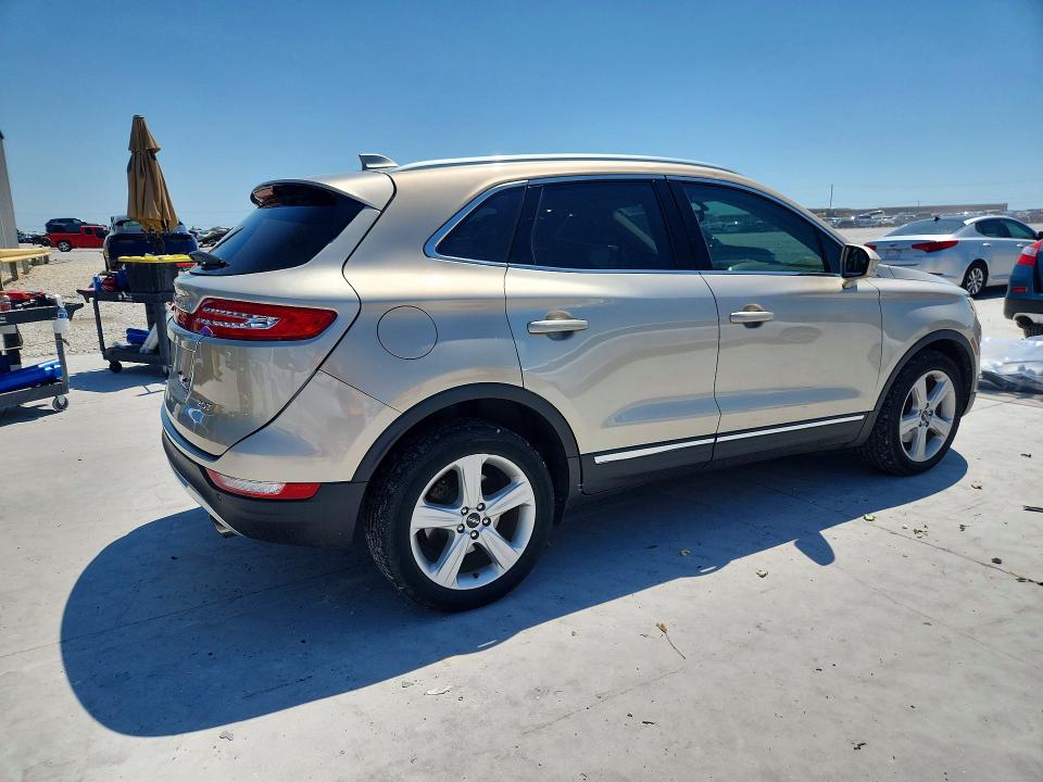 2017 Lincoln Mkc VIN 5LMCJ1C96HUL50210 COPART salvage auction — HAIL, Tx - Certificate Of Title, sold $175 on 2026-07-17 (photo 3)