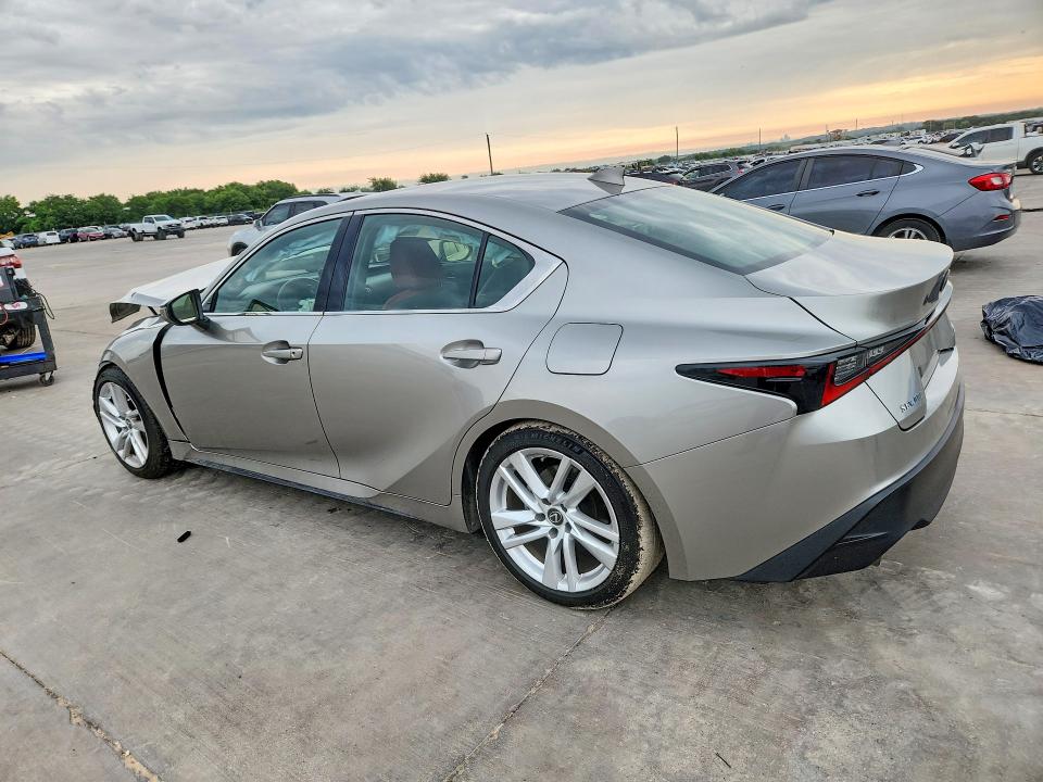 2021 Lexus Is VIN JTHAA1D29M5111575 COPART salvage auction — FRONT END, Tx - Certificate Of Title, sold $3,250 on 2026-07-30 (photo 2)