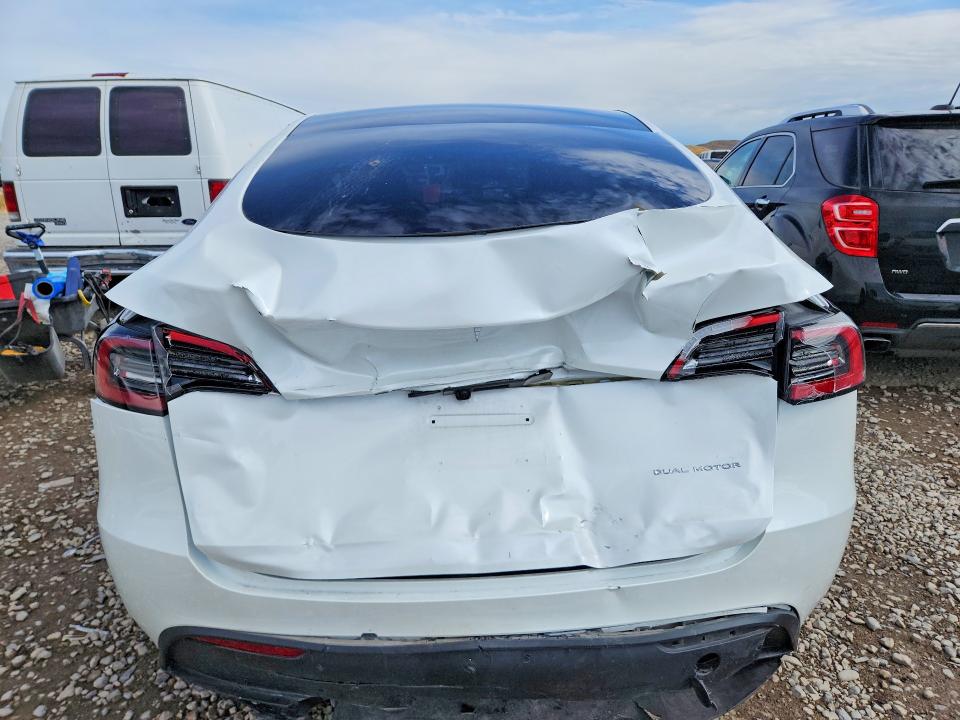 2025 Tesla Model y VIN 7SAYGDEEXSF259046 COPART salvage auction — REAR END, Ut - Salvage Certificate, sold $13,500 on 2026-07-31 (photo 6)