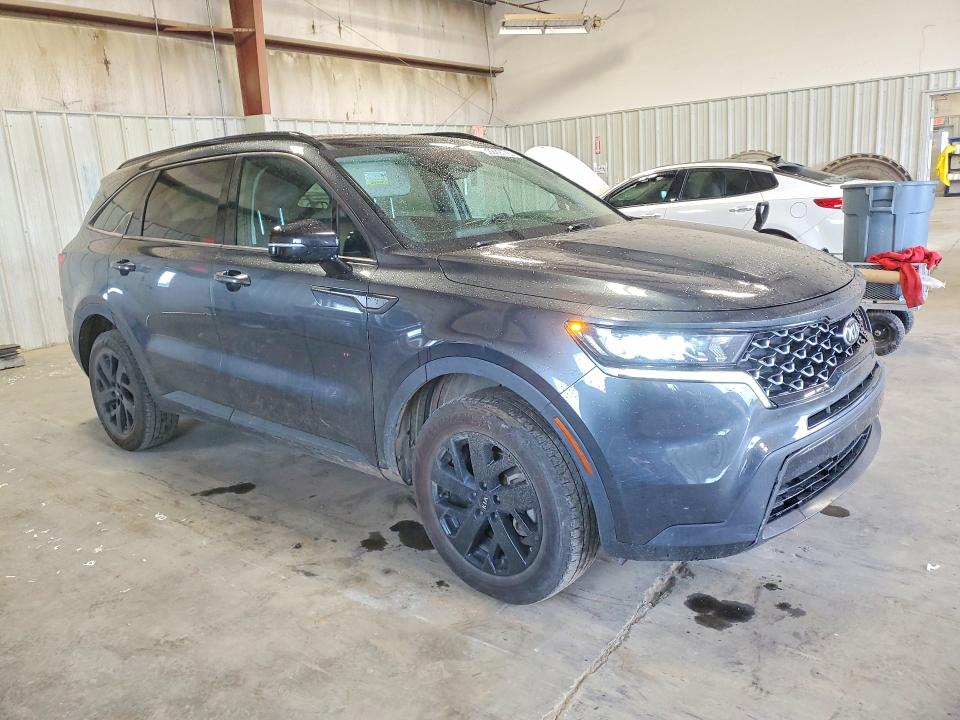 2021 Kia VIN 5XYRLDLC9MG030206 COPART salvage auction — MINOR DENT/SCRATCHES, Id - Salvage Certificate Of Title, sold $7,000 on 2026-07-13 (photo 4)