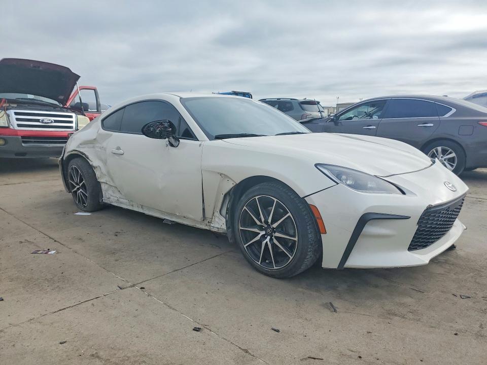 2023 Toyota Gr 86 VIN JF1ZNBB17P9764241 COPART salvage auction — REAR END, Tx - Salvage Vehicle Title, sold $4,350 on 2026-07-23 (photo 4)