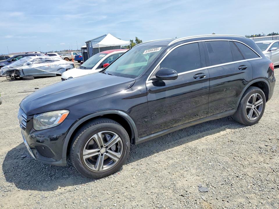 2016 Mercedes-benz Glc class VIN WDC0G4JB9GF114390 COPART salvage auction — MINOR DENT/SCRATCHES, FL - DIS/DLR/EXP ONLY CLEAN TITLE, sold $5,700 on 2026-07-30 (photo 1)