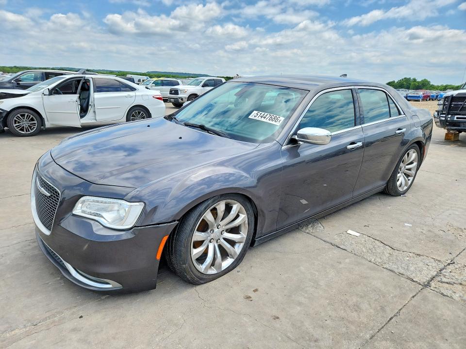 2018 Chrysler 300 VIN 2C3CCAEG4JH123284 — COPART salvage auction photo