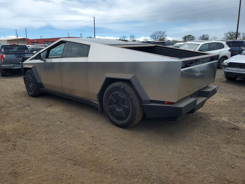2024 Tesla Cybertruck VIN 7G2CEHED8RA049481 COPART salvage auction — FRONT END, Hi - Bill Of Sale - Parts Only, sold $20,500 on 2026-07-06 (photo 2)