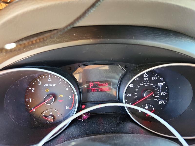 2015 Kia SEDONA VIN KNDMB5C18F6062622 COPART salvage auction — MECHANICAL, Mt - Dis/Dlr/Exp Only Clean Title, sold $675 on 2026-07-20 (photo 9)
