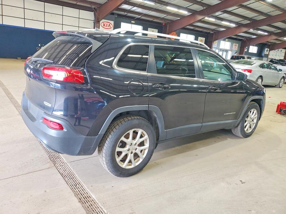 2015 Jeep Cherokee VIN 1C4PJMCS7FW793075 COPART salvage auction — SIDE, CT - CERTIFICATE OF TITLE, sold $2,000 on 2026-08-07 (photo 3)