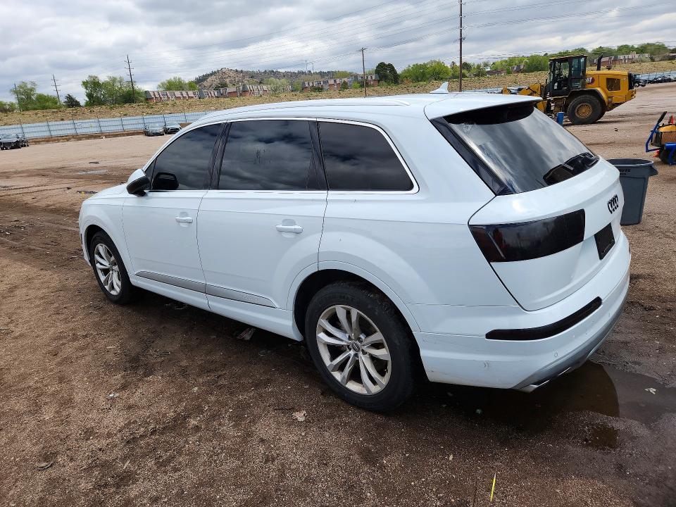 2017 Audi Q7 VIN WA1AAAF77HD008171 COPART salvage auction — REAR END, Co - Dis/Dlr/Exp Only Clean Title, sold $4,300 on 2026-07-20 (photo 2)