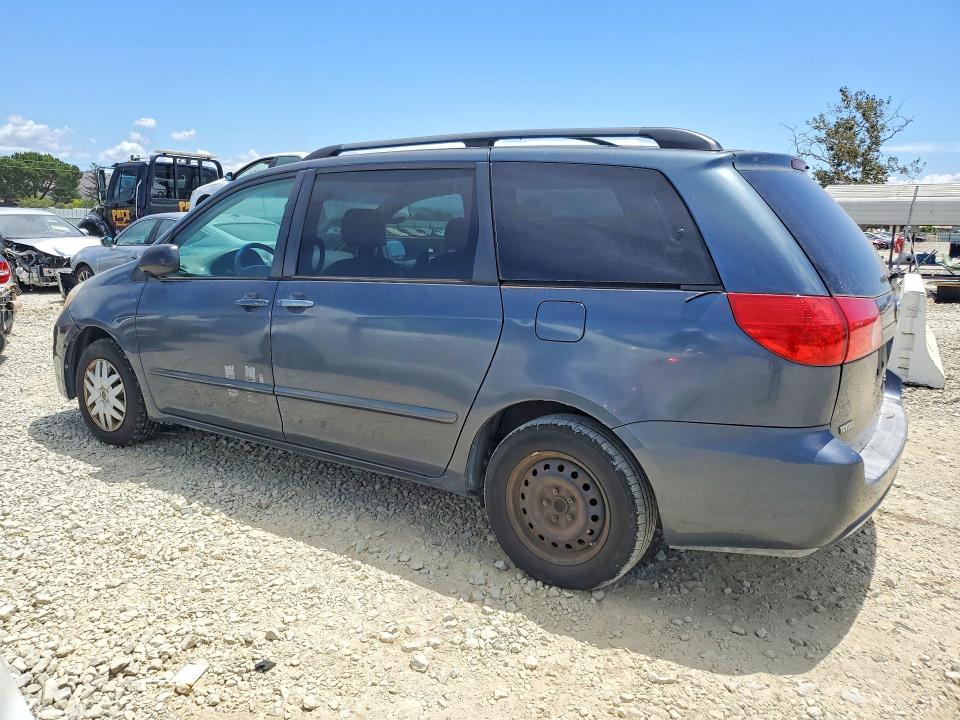 2008 Toyota Sienna VIN 5TDZK23C18S134267 COPART salvage auction — MINOR DENT/SCRATCHES, Ca - Dis/Dlr/Exp App For Dup Clean, sold $825 on 2026-07-21 (photo 2)