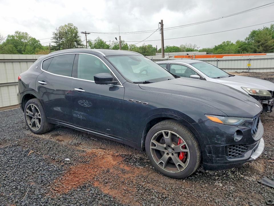2017 Maserati VIN ZN661YULXHX230446 COPART salvage auction — WATER/FLOOD, Nj - Cert Of Title-Salvage Flood, sold $3,900 on 2026-07-14 (photo 4)