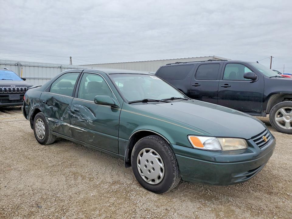 1999 Toyota Camry VIN JT2BG28K1X0325104 COPART salvage auction — SIDE, Ia - Cert Of Title-Salvage Title, sold $250 on 2026-07-15 (photo 4)