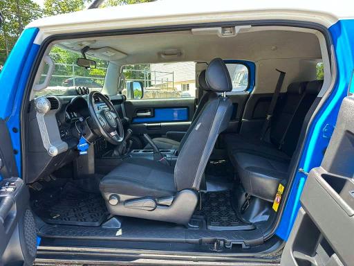 2007 Toyota Fj cruiser VIN JTEBU11F870036224 COPART salvage auction — MINOR DENT/SCRATCHES, Ct - Certificate Of Title (P), sold $6,900 on 2026-07-08 (photo 8)