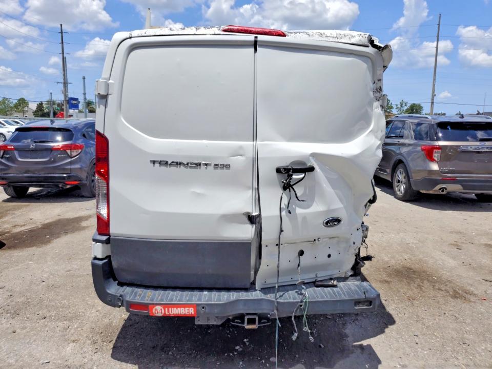 2019 Ford Transit VIN 1FTYR1ZM0KKB23549 COPART salvage auction — REAR END, Fl - Cert Of Title Slvg Rebuildable, sold $2,000 on 2026-07-06 (photo 6)