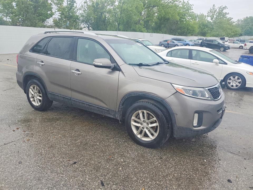 2015 Kia VIN 5XYKT4A7XFG557598 COPART salvage auction — MECHANICAL, Mo - Certificate Of Title, sold $650 on 2026-07-31 (photo 4)
