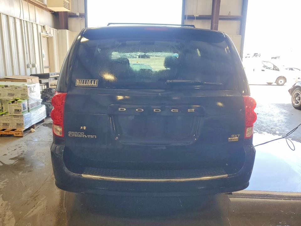 2014 Dodge Grand caravan VIN 2C4RDGCG9ER209988 COPART salvage auction — NORMAL WEAR, Wv - Certificate Of Title, sold $625 on 2026-07-07 (photo 6)
