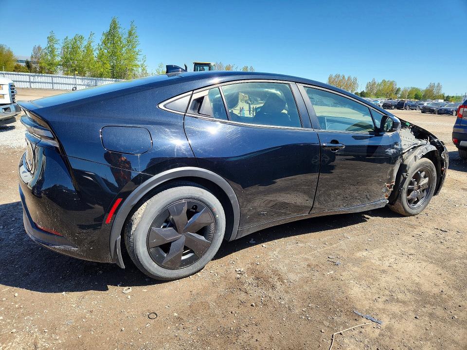 2025 Toyota Prius VIN JTDACACU5S3047347 COPART salvage auction — SIDE, On - No Title Available, sold $15,150 on 2026-07-09 (photo 3)