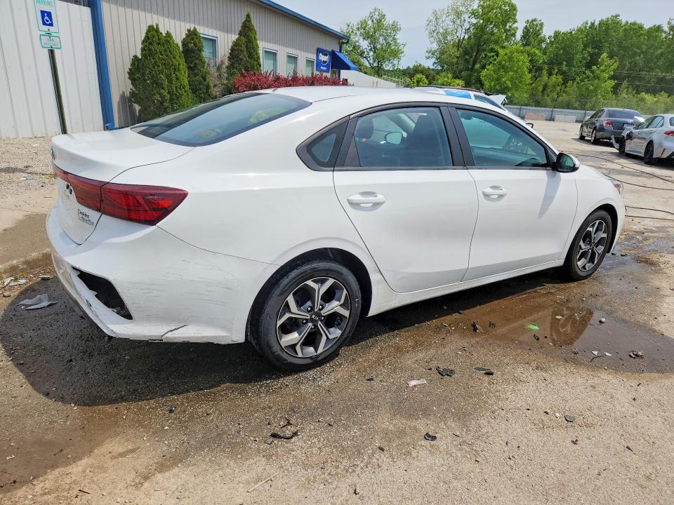 2021 Kia Forte VIN 3KPF24AD5ME315404 COPART salvage auction — SIDE, KY - CERT OF TITLE-SALVAGE, sold $3,650 on 2026-07-02 (photo 3)