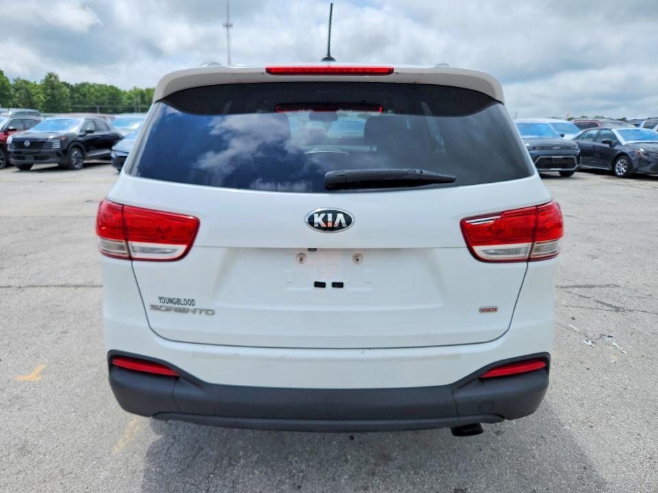 2017 Kia Sorento VIN 5XYPG4A39HG261823 COPART salvage auction — HAIL, Mo - Salvage Certificate Of Title, sold $2,900 on 2026-07-27 (photo 6)