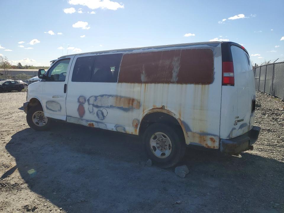 2008 Gmc Savana VIN 1GTHG39C881121751 COPART salvage auction — MECHANICAL, Ns - Cert Of Registration, sold $375 on 2026-07-09 (photo 2)