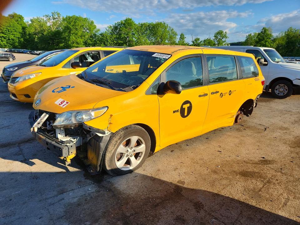 2016 Toyota Sienna VIN 5TDZK3DC9GS756019 COPART salvage auction — FRONT END, Ny - Certificate Of Title, sold $1,300 on 2026-07-28 (photo 1)
