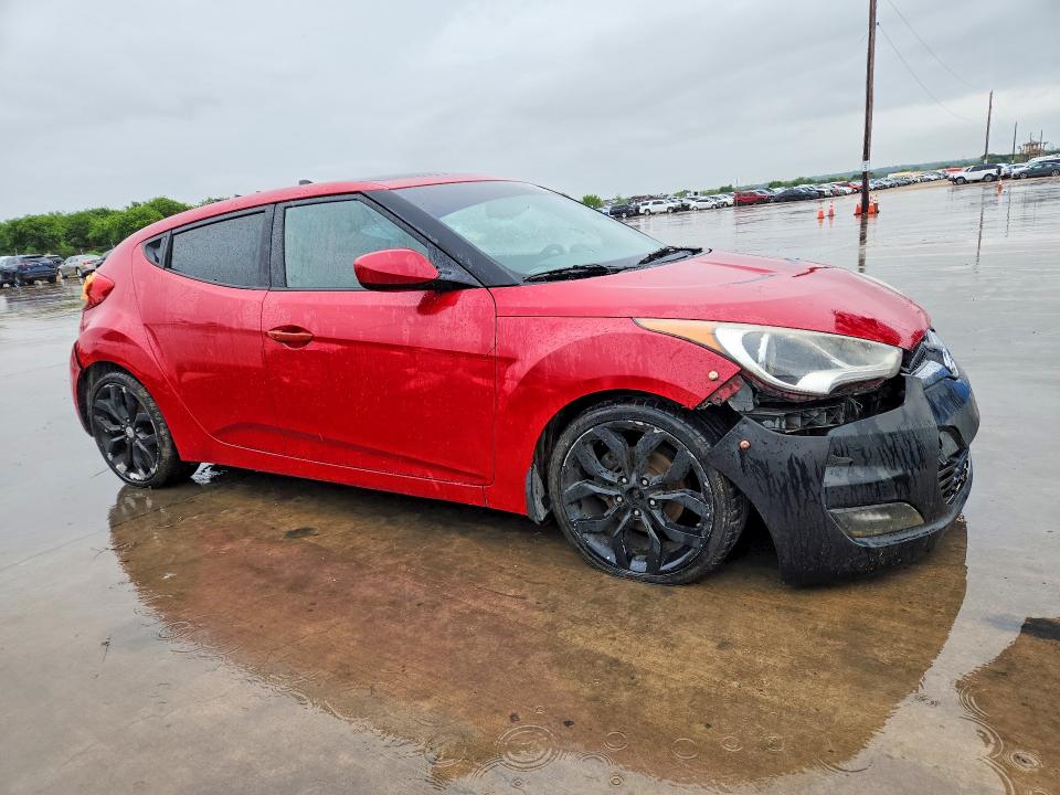 2012 Hyundai Veloster VIN KMHTC6AD0CU061270 COPART salvage auction — REAR END, Tx - Salvage Vehicle Title, sold $600 on 2026-07-30 (photo 4)