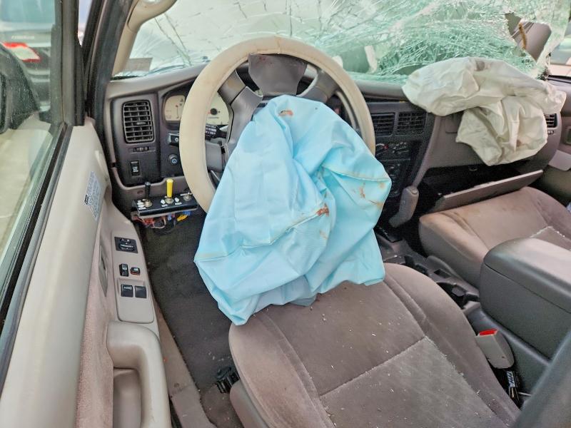 2004 Toyota Tacoma VIN 5TEWN72N74Z360627 COPART salvage auction — FRONT END, PA - CERTIFICATE OF SALVAGE, sold $500 on 2026-07-13 (photo 8)