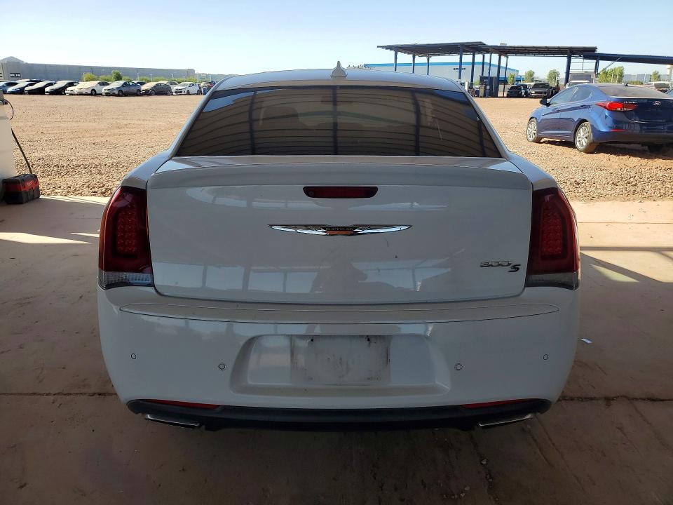 2018 Chrysler 300 VIN 2C3CCABG7JH141041 COPART salvage auction — SIDE, Az - Cert Of Title - Salvage, sold $7,600 on 2026-08-13 (photo 6)