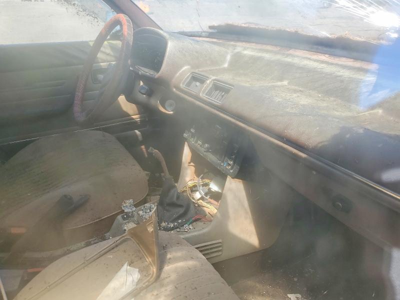 1981 Peugeot 505 VIN VF3BA4167BS310563 COPART salvage auction — MINOR DENT/SCRATCHES, Or - Lien Papers, Clean Title, sold $125 on 2026-07-13 (photo 8)