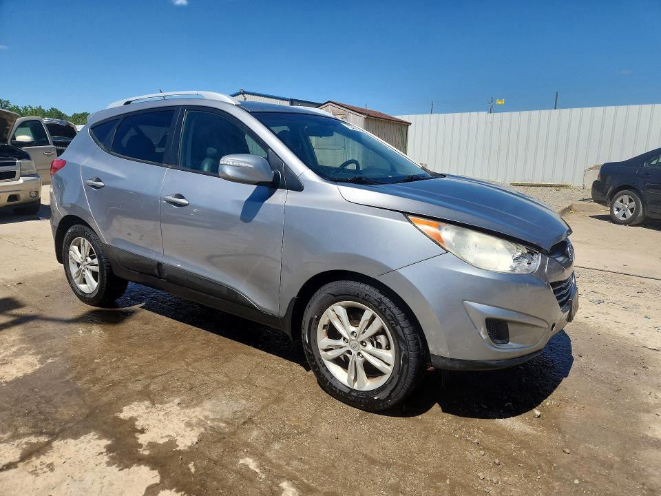 2012 Hyundai VIN KM8JU3AC2CU523225 COPART salvage auction — FRONT END, Ky - Bill Of Sale/Part Only/No Titl, sold $800 on 2026-07-09 (photo 4)