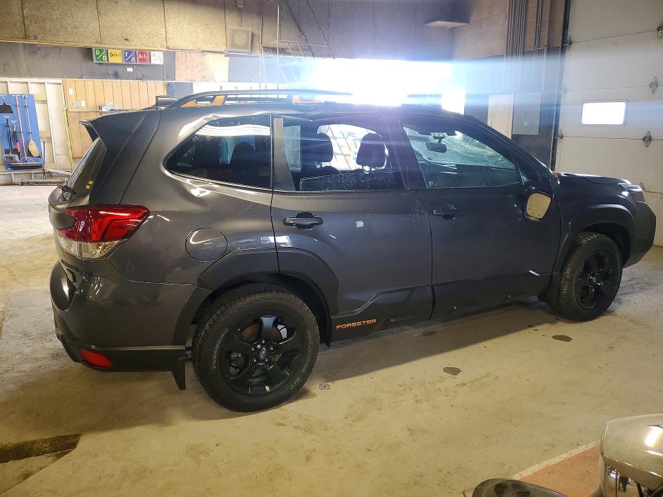 2023 Subaru Forester VIN JF2SKALC0PH486630 COPART salvage auction — ROOF, IN - CERT OF TITLE-SALVAGE TITLE, sold $10,000 on 2026-07-24 (photo 3)