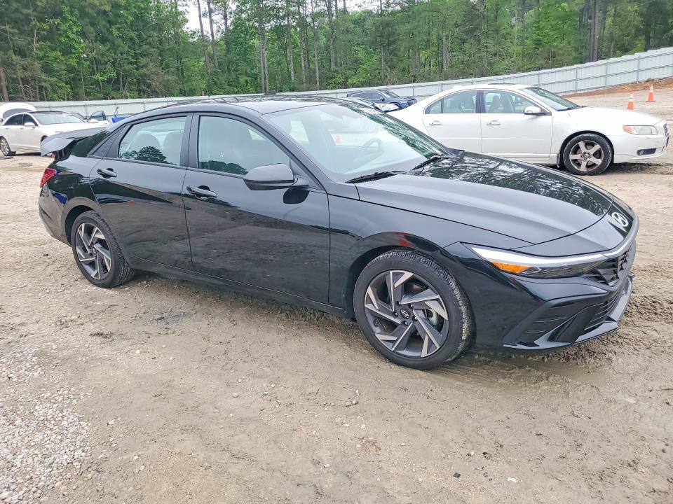 2025 Hyundai Elantra VIN KMHLM4DG2SU040801 COPART salvage auction — REAR END, Nc - Salvage Certificate Of Title, sold $525 on 2026-07-24 (photo 4)