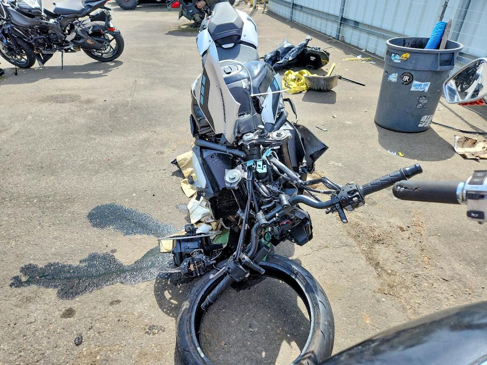 2025 Kawasaki Zr VIN ML5ZRDS15SDA04466 COPART salvage auction — FRONT END, OR - SALVAGE TITLE CERTIFICATE, sold $600 on 2026-07-27 (photo 2)